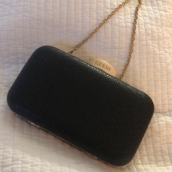 GUESS Pill box purse - Picture 1 of 12